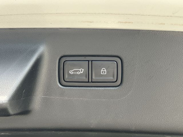 Used 2026 Silver Hyundai SEL image 41