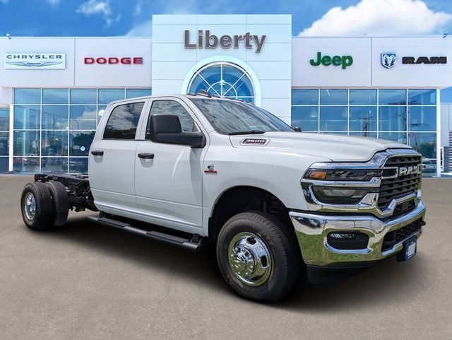 2026 RAM 3500 Tradesman 4X4 Crew Cab's photo