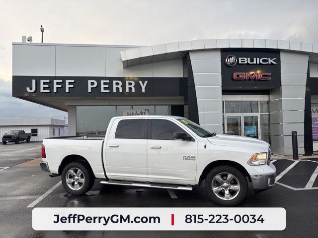 Bright White Clearcoat 2015 RAM 1500 Pickup Truck Four-Wheel Drive 8-Speed Automatic
