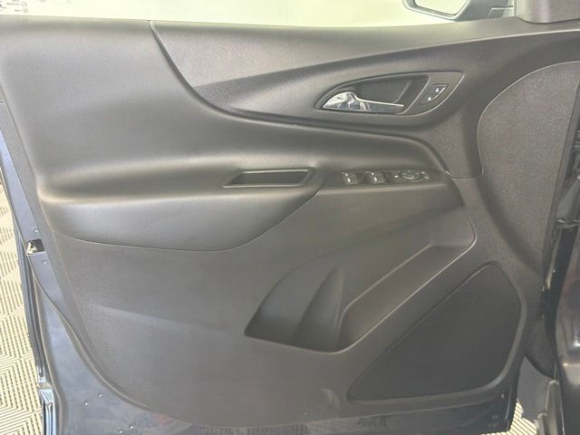 Used 2023 Chevrolet Equinox SUV