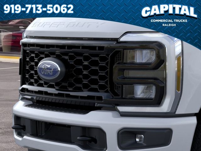 New 2026 White Ford XL image 19