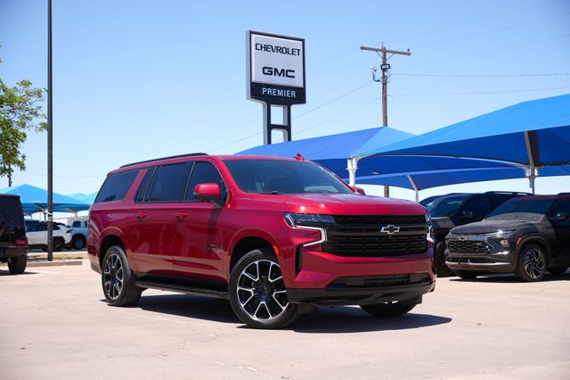 2023 Chevrolet Suburban RST RWD