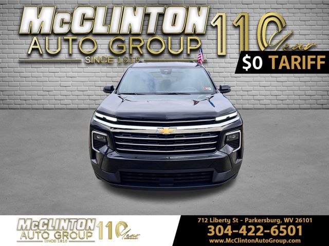 2025 Mosaic Black Metallic Chevrolet Traverse LT AWD SUV