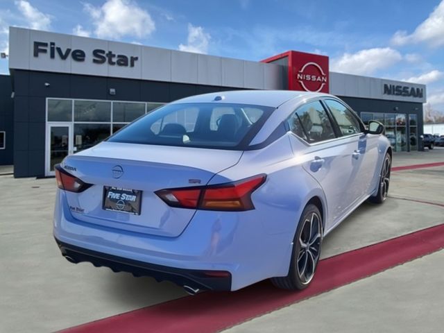 New 2025 Gray Nissan 2.5 SR image 2