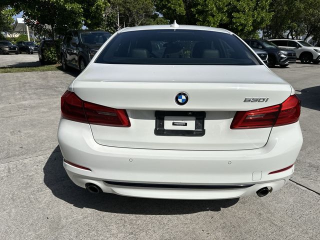2020 BMW 530i - $21,077