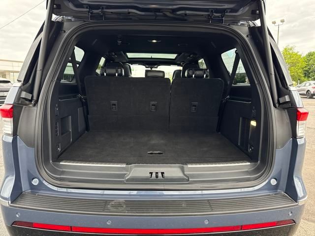 2023 Lincoln Navigator L Reserve photo