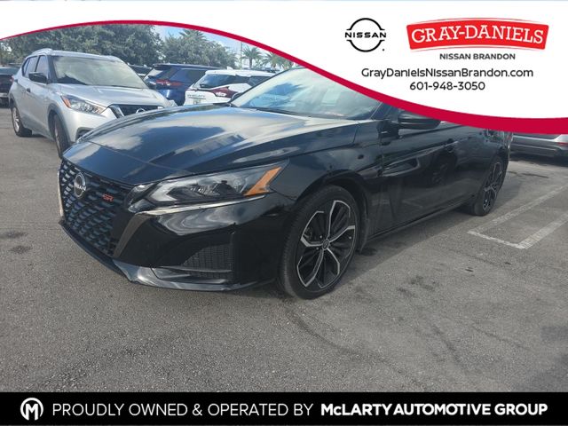 2024 Nissan Altima 2.5 SR's photo