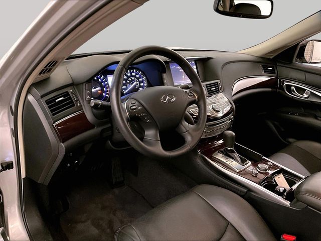 2019 INFINITI Q70L 3.7X - 11