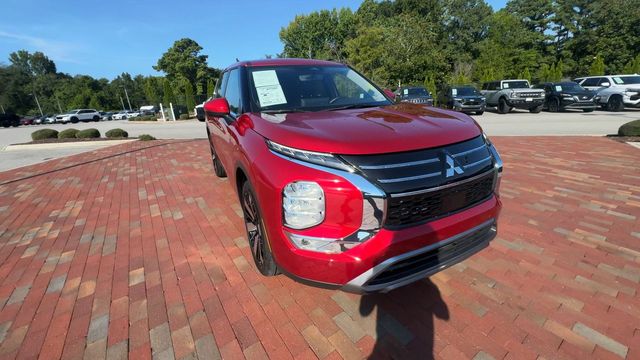 Used 2025 Mitsubishi Outlander SUV