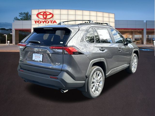 2024 Toyota RAV4 XLE Premium 28