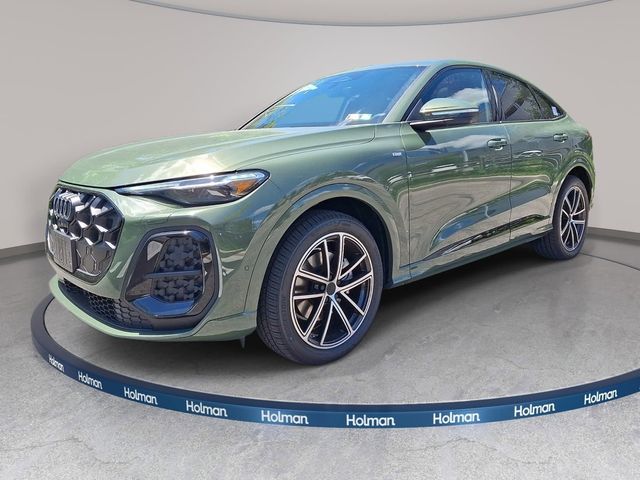 District Green Metallic 2026 Audi Q5 Sportback quattro Prestige TFSI Sedan All-Wheel Drive 7-Speed Automatic