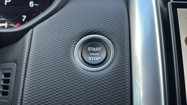 Used 2026  Land Rover Gemini Edition image 28