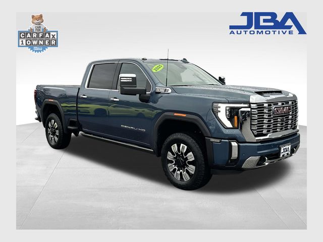 2025 GMC Sierra 2500HD Denali Crew Cab 4WD