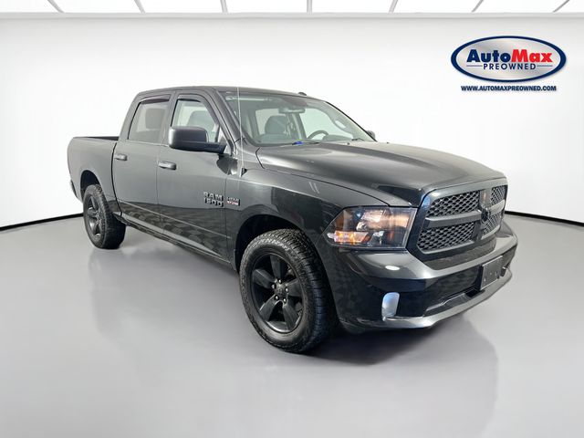 2016 RAM 1500 Express Crew Cab 4WD