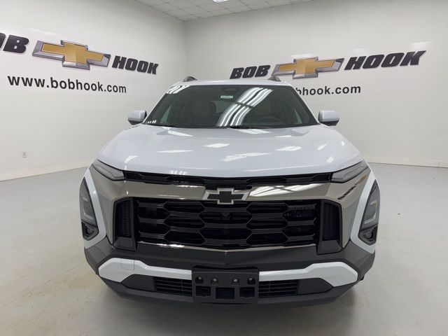 new 2026 Chevrolet Equinox car, priced at $32,670