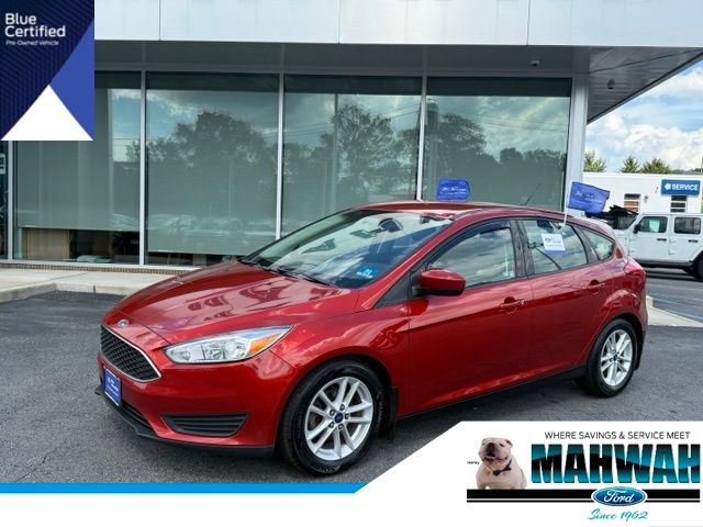 Hot Pepper Red Metallic Tinted Clearcoat 2018 Ford Focus Hatchback Front-Wheel Drive 6-Speed Automatic