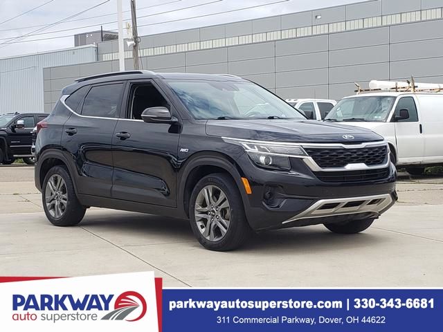 Cherry Black 2021 Kia Seltos S AWD SUV / Crossover All-Wheel Drive Continuously Variable Transmission