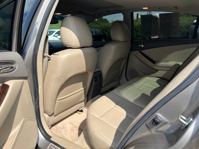 2011 Nissan Altima - Photo 15