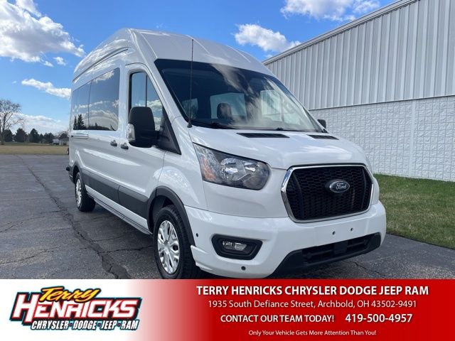 2024 Ford Transit Passenger 350 XLT High Roof LB RWD