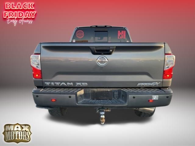 2019 Nissan Titan XD PRO-4X 9