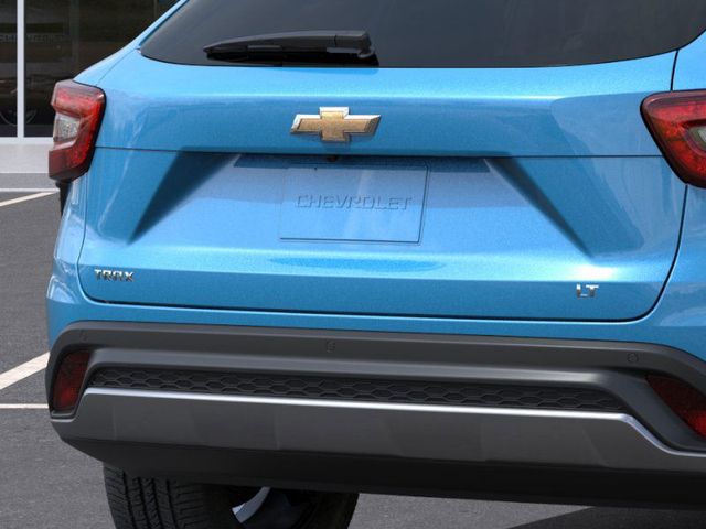 2025 Chevrolet Trax LT photo