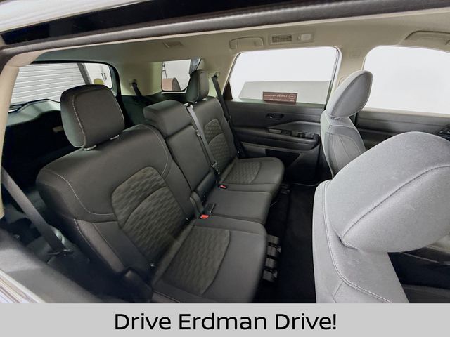 Used 2025 Nissan Pathfinder SUV