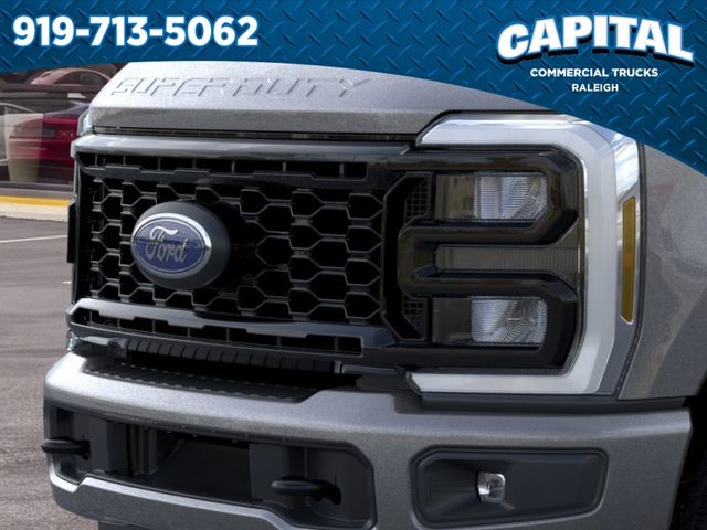 New 2026 Gray Ford XL image 19