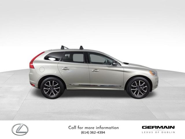 2017 Volvo XC60 T6 Dynamic photo 4