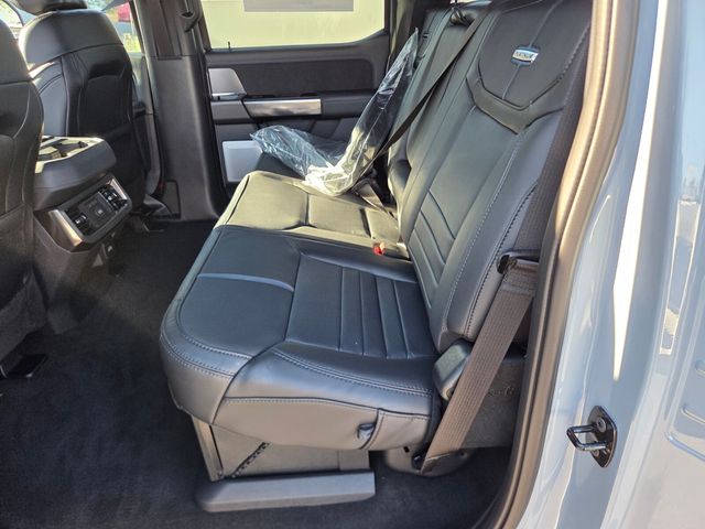 2026 Ford F-350 Super Duty Platinum - Photo 7