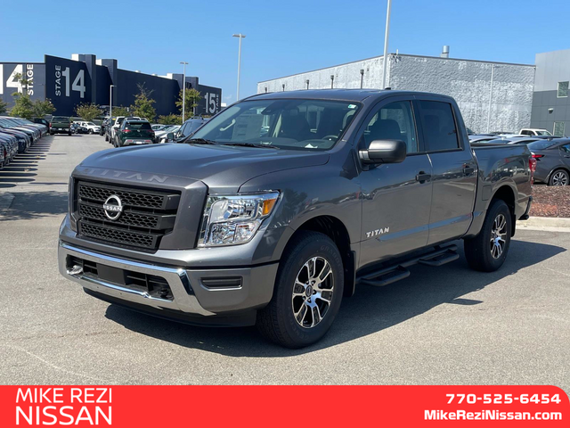 2024 Nissan Titan SV 5