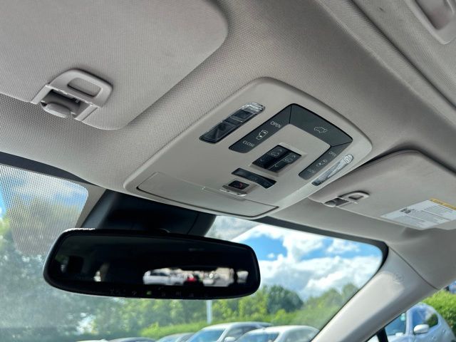 Used 2024 Toyota Sienna Van