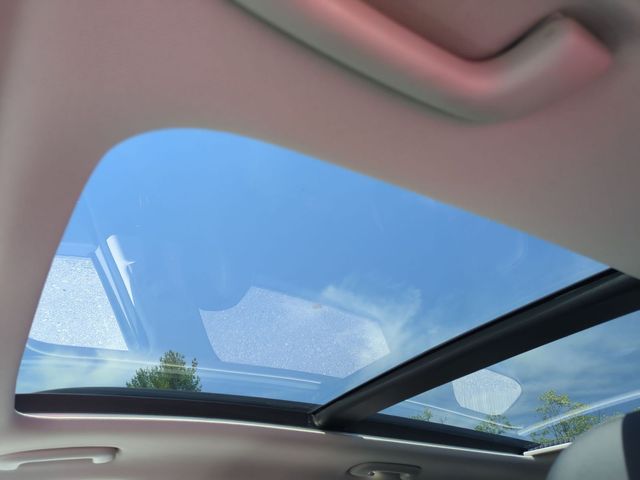 used 2023 Kia Sorento car, priced at $32,881