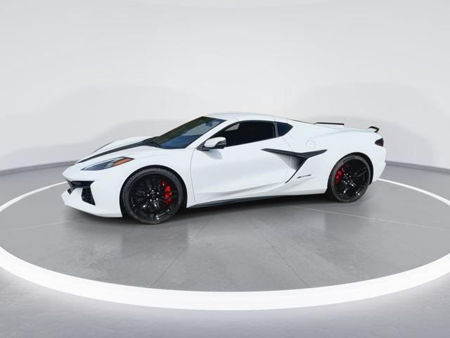 Used 2023 White Chevrolet Z06 image 6
