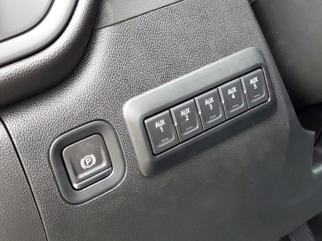 2026 Chevrolet Silverado 3500 Crew Cab 4WD Service Truck for sale #TF342929 - photo 8