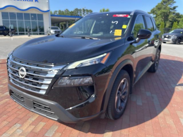2024 Nissan Rogue SV FWD's photo