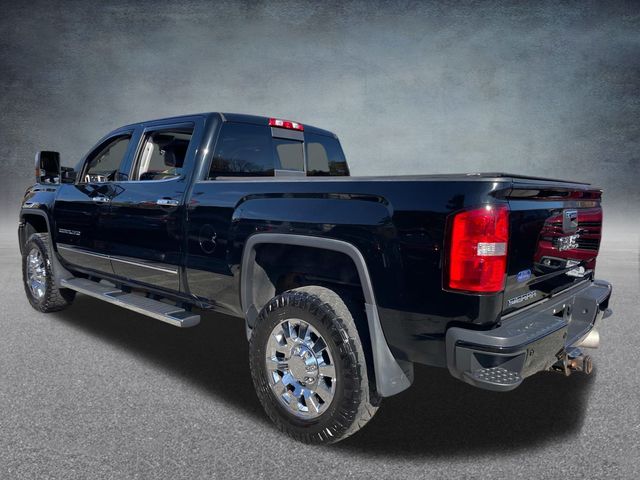 2017 GMC Sierra 2500HD Denali 10