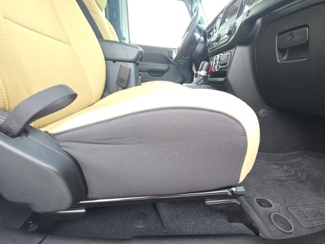 2023 Jeep Gladiator Sport S:46141A