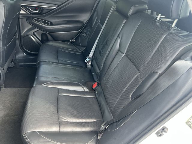 Used 2020 White Subaru Limited image 37