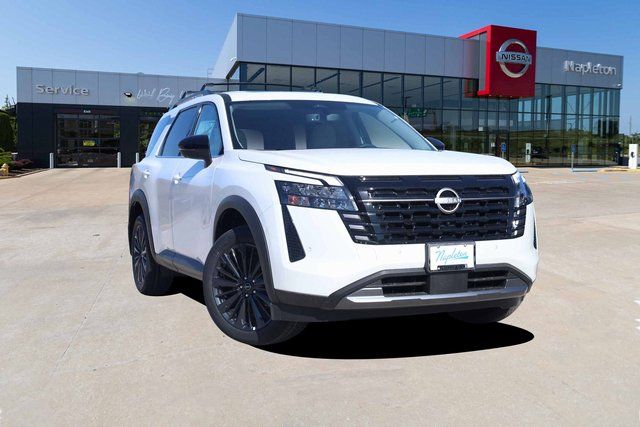 2026 Nissan Pathfinder SL 4WD
