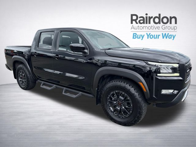 Super Black 2022 Nissan Frontier Pickup Truck Four-Wheel Drive 9-Speed Automatic