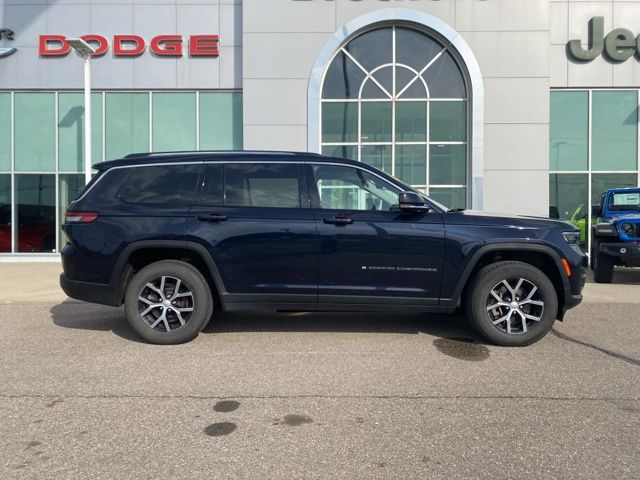 2023 Jeep Grand Cherokee L Limited - Midnight Sky exterior view 4
