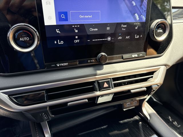 2025 Lexus RX 350 - Photo 19