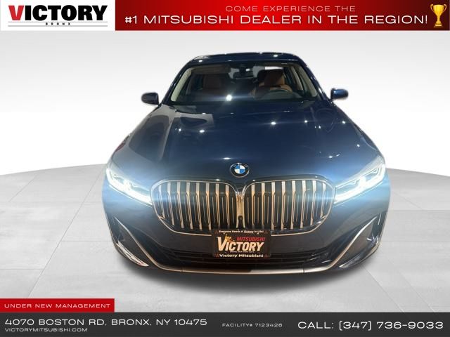 2022 BMW 7-Series 740i xDrive photo