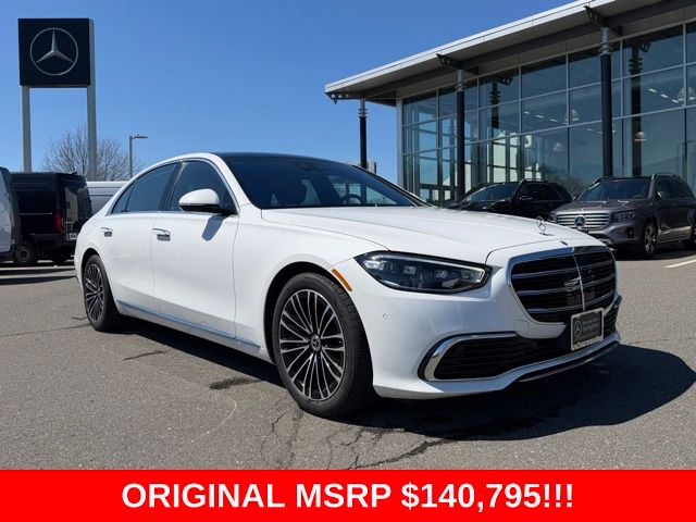 MANUFAKTUR Moonlight White Metallic 2026 Mercedes-Benz S-Class S 580 4MATIC Sedan All-Wheel Drive 9-Speed Automatic