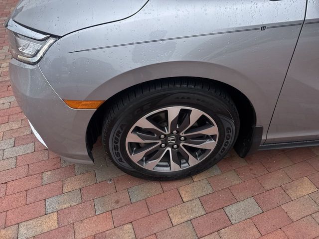 Used 2021 Honda Odyssey Van
