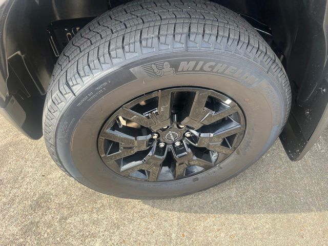 New 2026 Nissan Frontier Truck