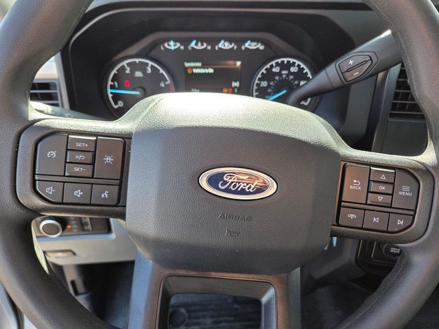 New 2025 Ford Super Duty F-450 Chassis Regular Cab (DRW) 169" Wheelbase XL