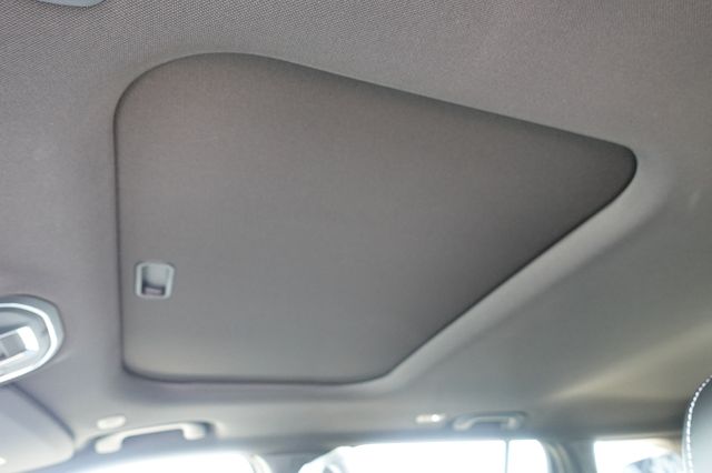 new 2025 Jeep Grand Cherokee car, priced at $37,775