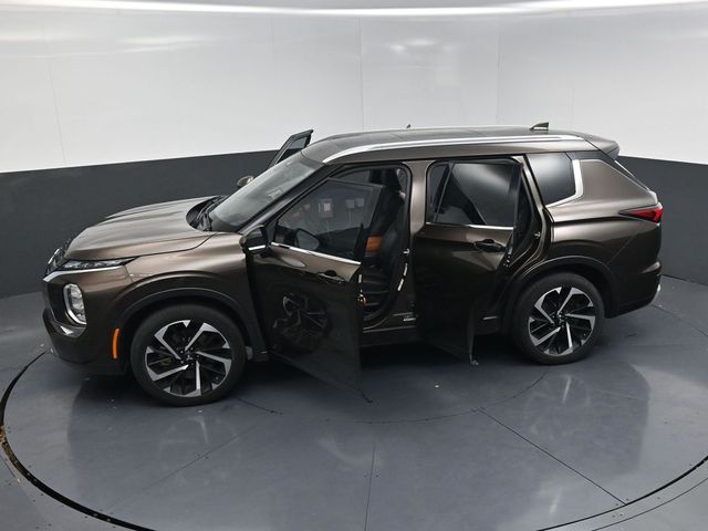 2022 Mitsubishi Outlander SEL Brown at North Houston Mitsubishi
