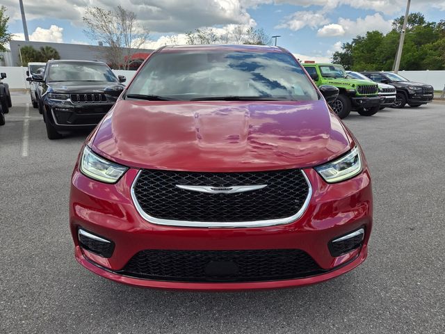 New 2026 Red Chrysler Select image 16